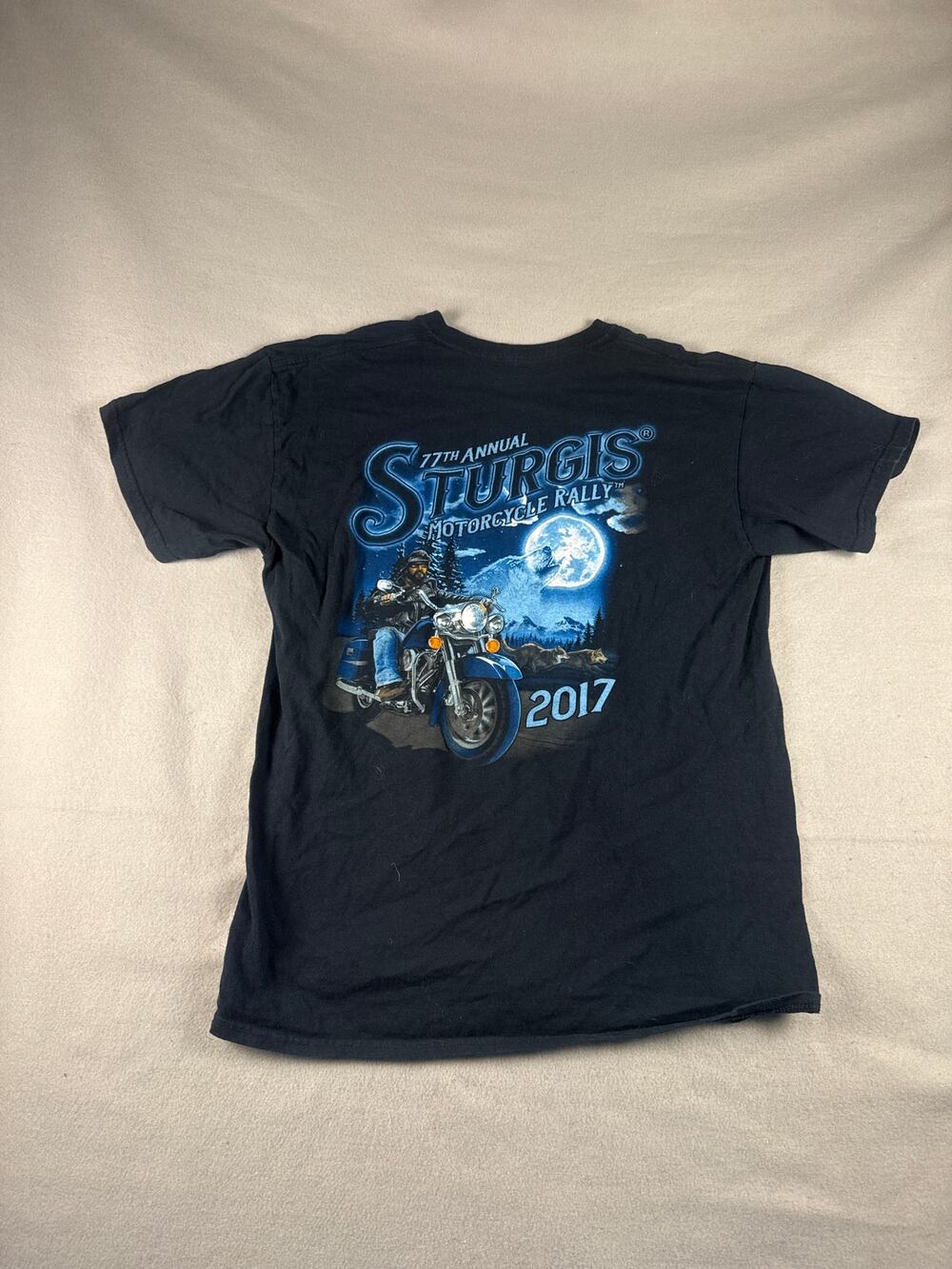 Sturgis 77th Motorcycle Rally 2017 Shirt Men M Black Wolf Moon Howling Biker Tee